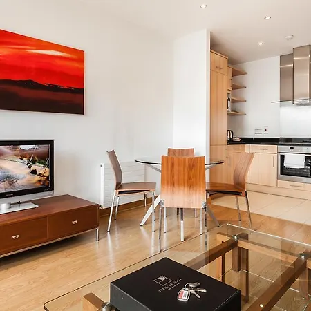 Spencer Dock Apartments * דבלין