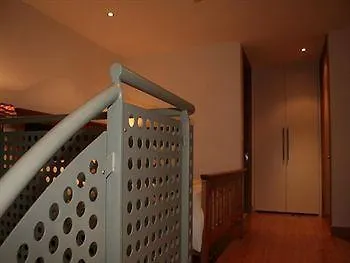 Spencer Dock Apartments דבלין