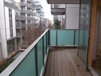 Spencer Dock Apartments * דבלין