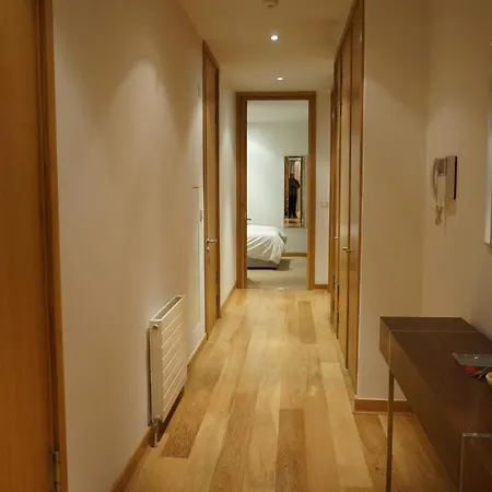 Spencer Dock Apartments * דבלין