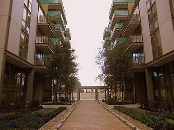 Spencer Dock Apartments * דבלין
